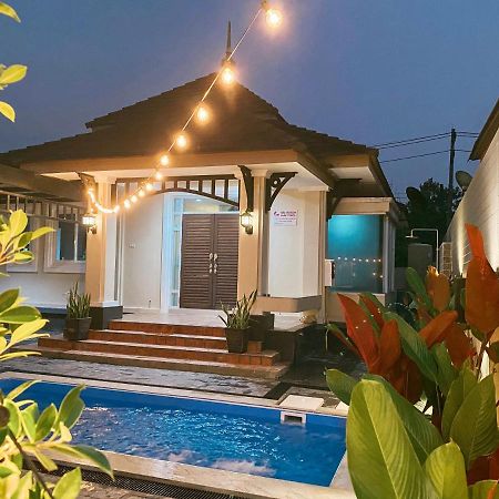 Xent Pool Villa Ranong Exterior photo